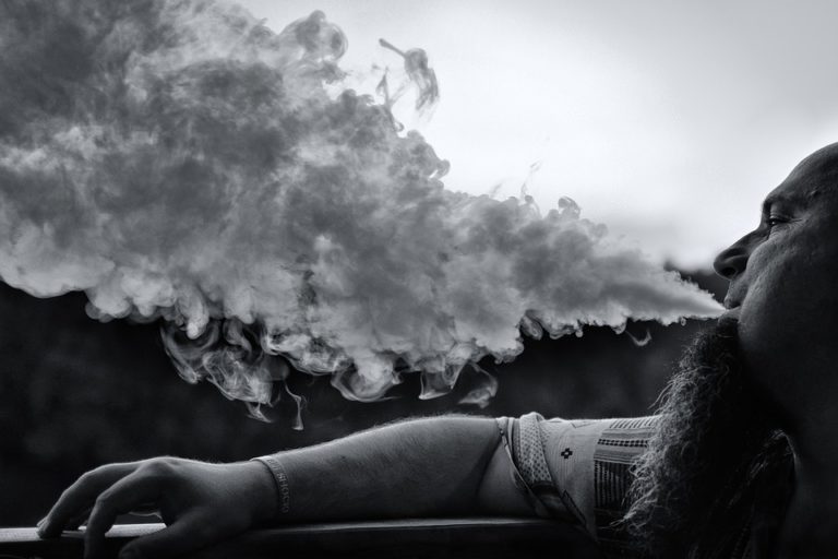 Elektronická cigareta jako skvělý pomocník při regulaci kouření