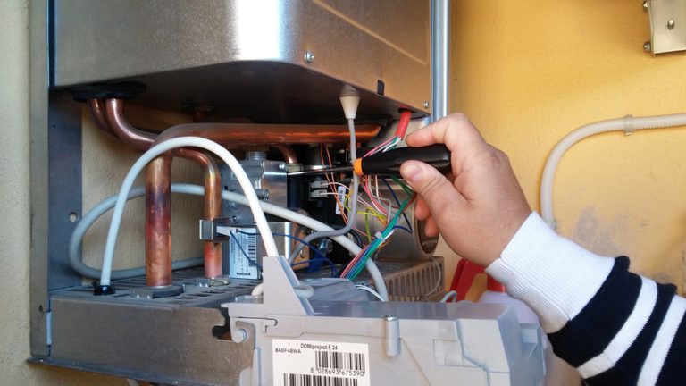 Servis průtokového ohřívače vody nesmíte podceňovat