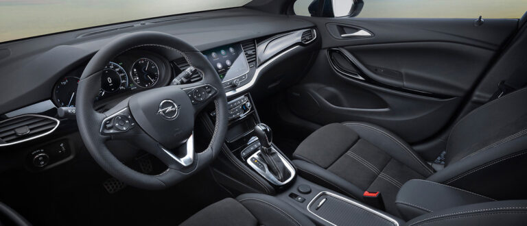 Test nové verze Opel Astra. Je stará dobrá klasika pořád tak kvalitní?