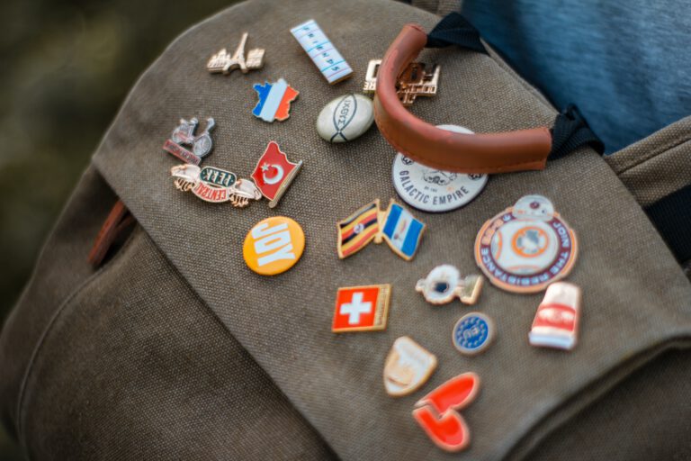 Jak se postarat o nalezené historické odznaky a insignie?