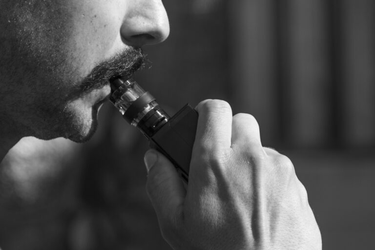 Co vše potřebujete vědět o používání elektronických cigaret?