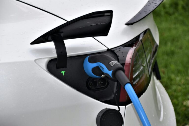 Kvalitní elektroauta z druhé ruky činí elektromobilitu dostupnější