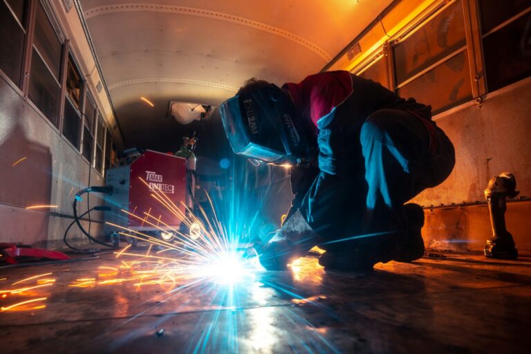 Co2 svářečky nabízí všestranné využití při různých projektech